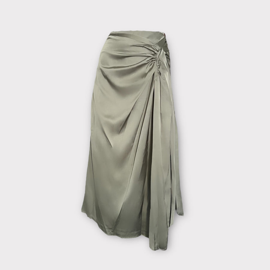 Ensemble Jupe nouée en Satin + Top manches longues avec épaulettes