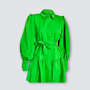 Robe verte courte à manches bouffantes